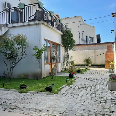 Anir Homestay